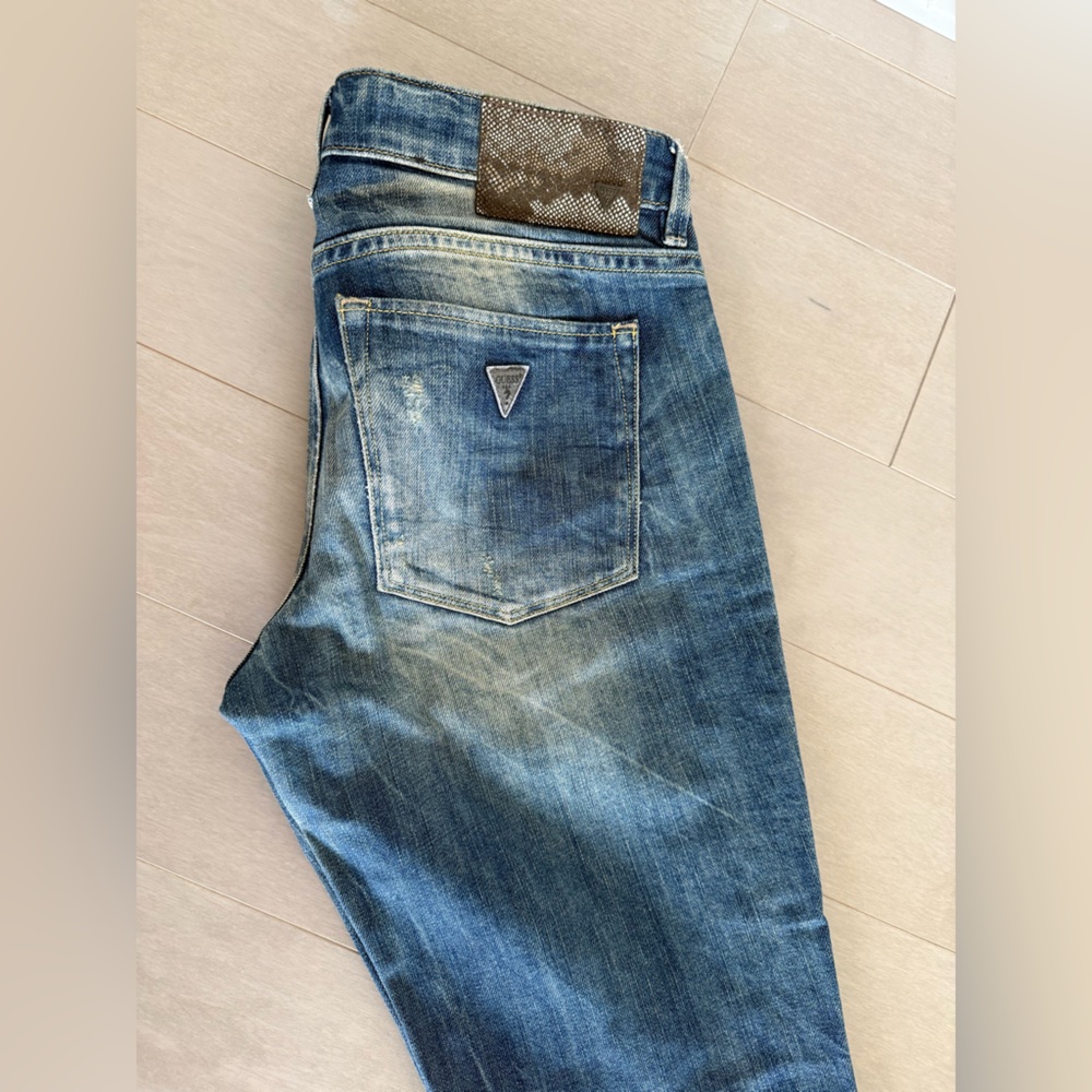 Guess Relaxed Fit Blue Jeans